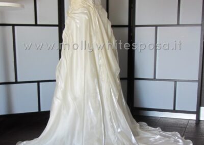 sposa coda lunga organza specchiata luce