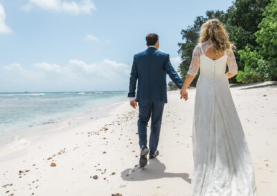 abito da sposa semplice elegante comodo